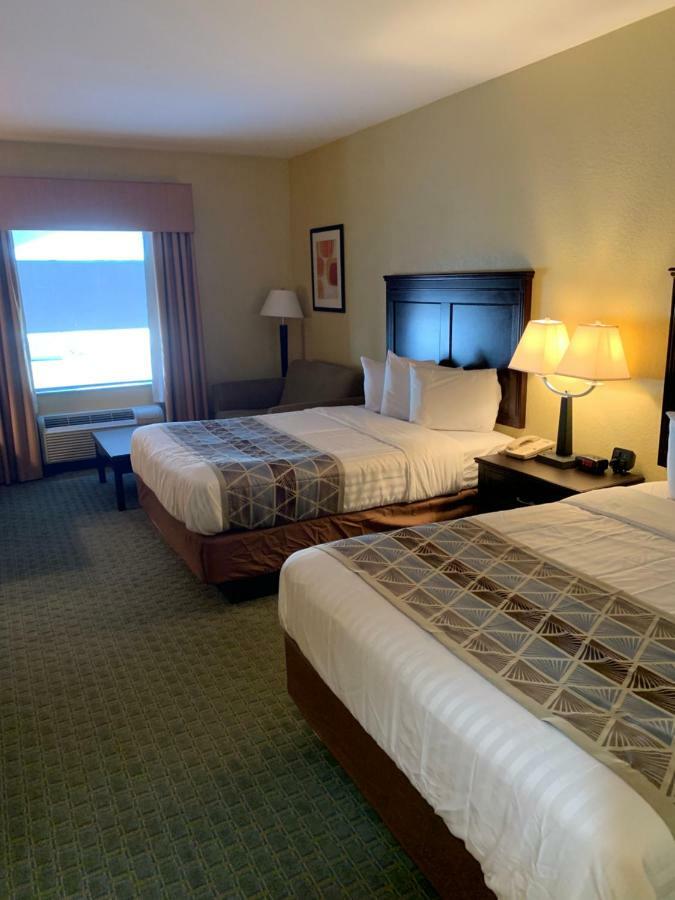 Ambassador Inn & Suites タスカルーサ エクステリア 写真