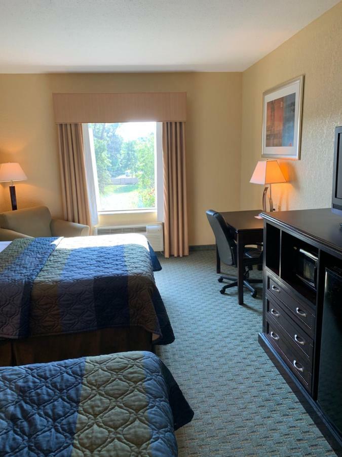 Ambassador Inn & Suites タスカルーサ エクステリア 写真